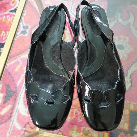 Perlina Black Patent Slingback Flats Size 8.5M (New/Never Worn) - Picture 2 of 16